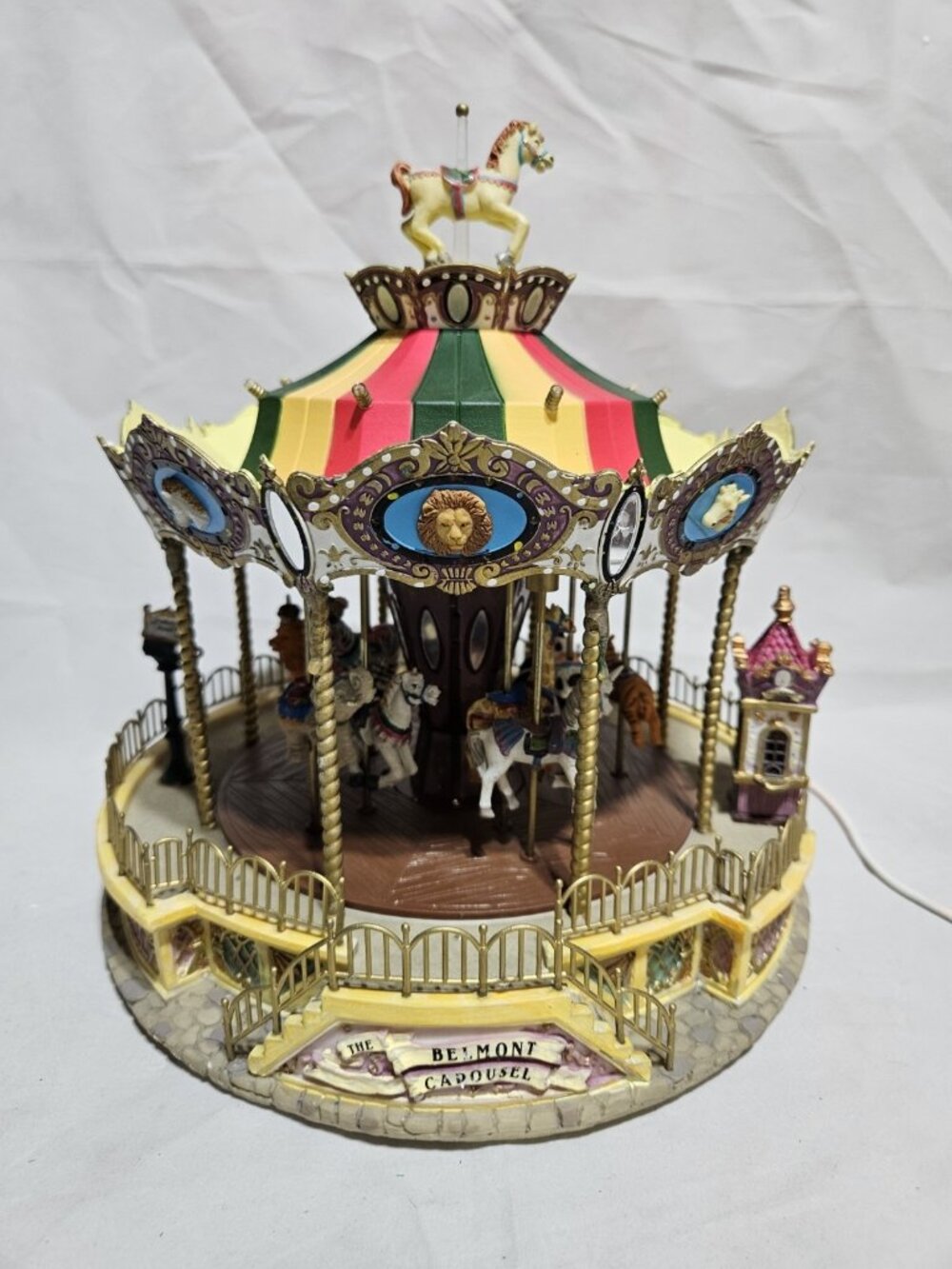 Lemax Belmont Carousel 44171 Village Collection Animated Lighted Musical WORKS